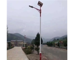 阿图什车站太阳能路灯生产厂家